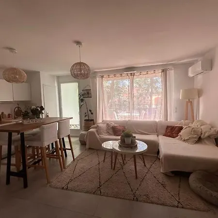 Hébergement de vacances Maison Familiale 80m2 *